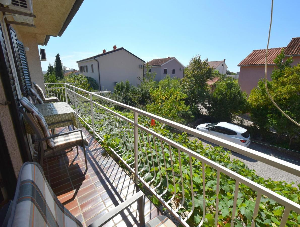 Apartments Blazevic Omišalj المظهر الخارجي الصورة
